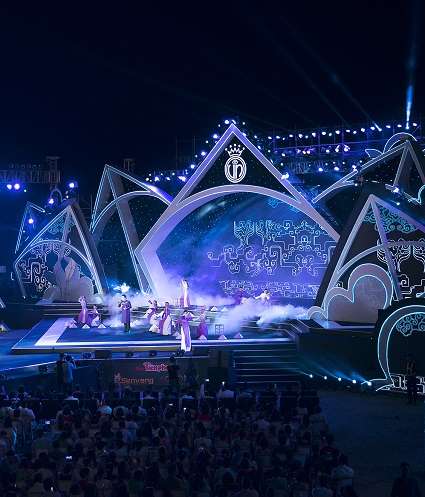 Phục vụ chính trị, nhân dân